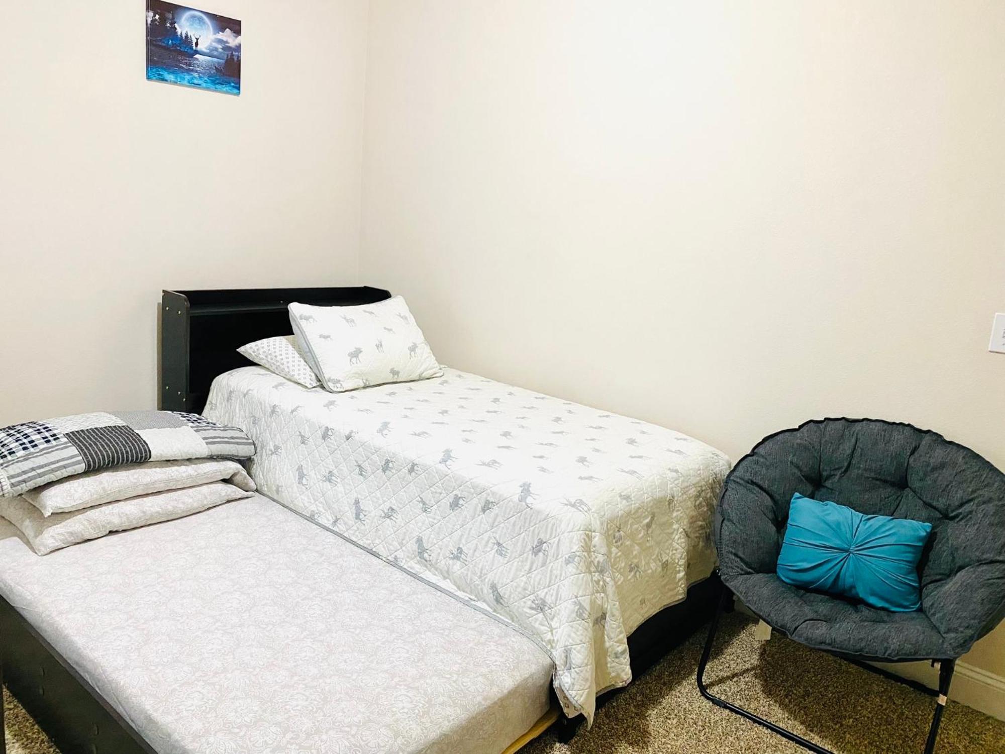 Beautiful 2 Bedroom 1 Bath Apartment With Private Garage Anchorage Exterior foto